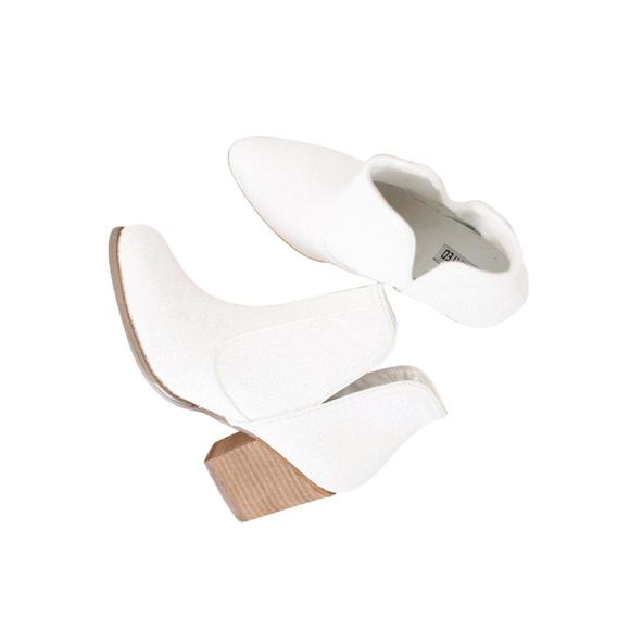 NEW NOT RATED women's fiera booties in white - Picture 5 of 5